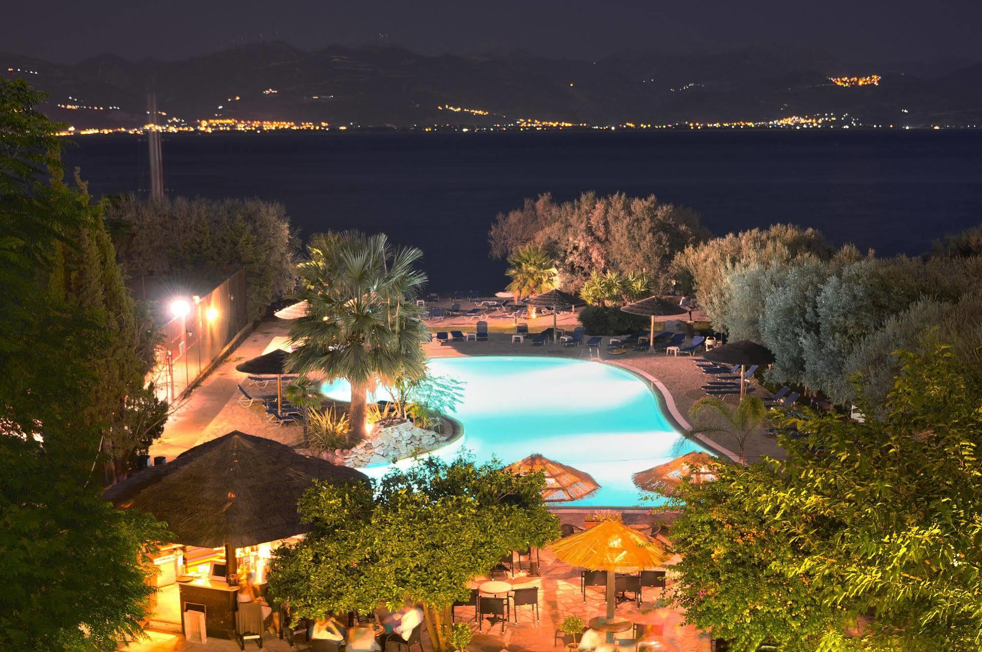 Florida Blue Bay Resort & Spa Псатопиргос Экстерьер фото